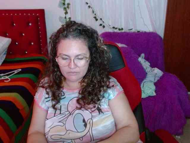 helenca1980 webcam