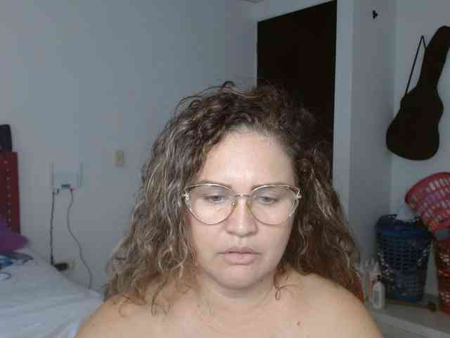 helenca1980 Live Webcam on BongaCams