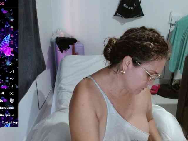 helenca1980 webcam