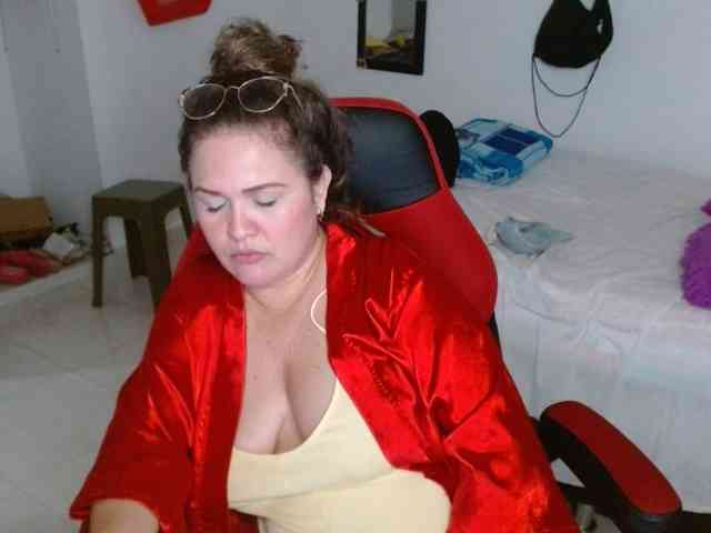 helenca1980 webcam