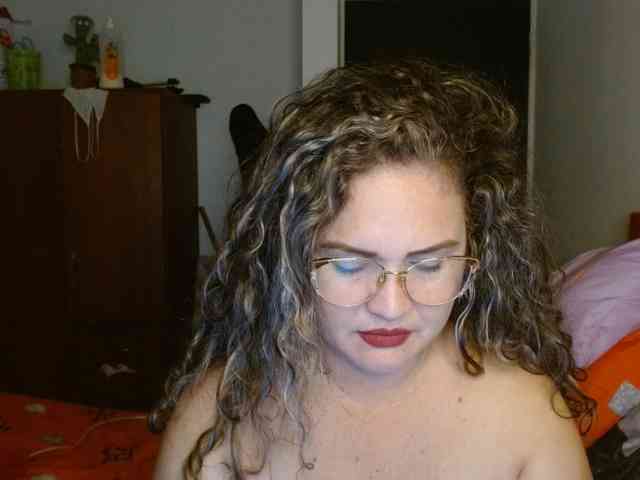 helenca1980 webcam
