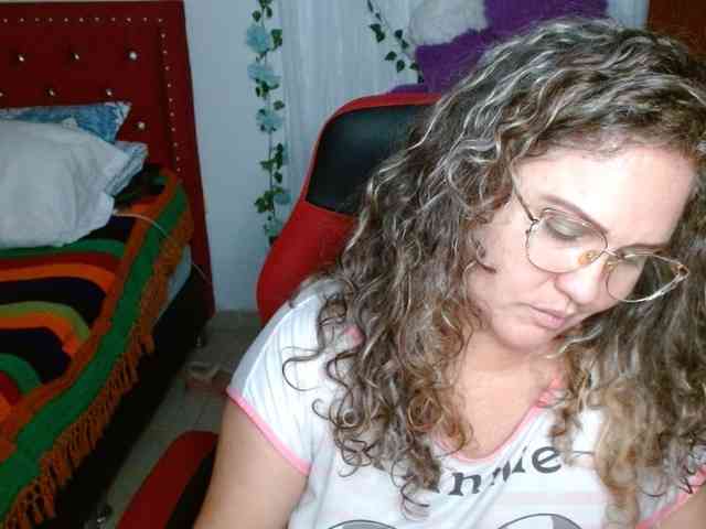 helenca1980 webcam