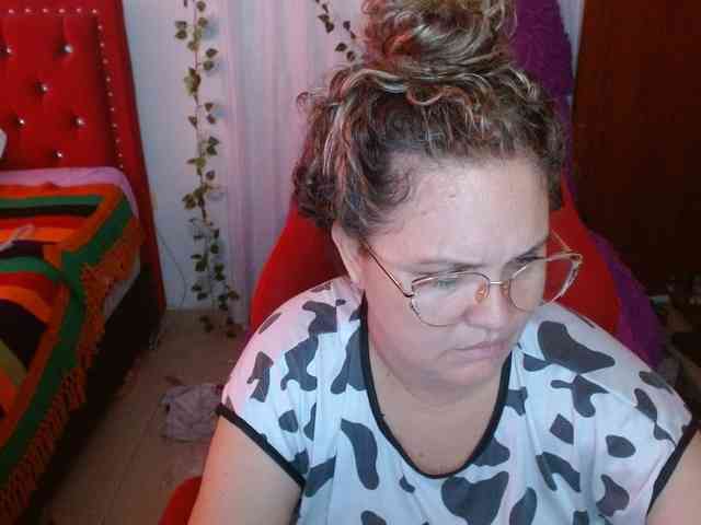 helenca1980 webcam