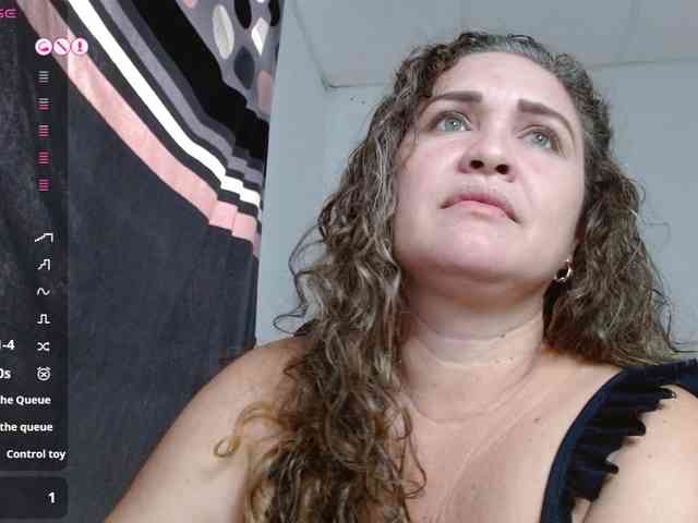 helenca1980 webcam