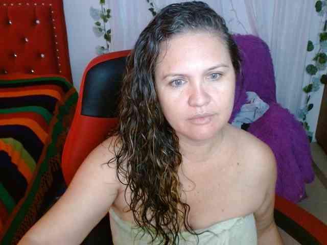 helenca1980 webcam