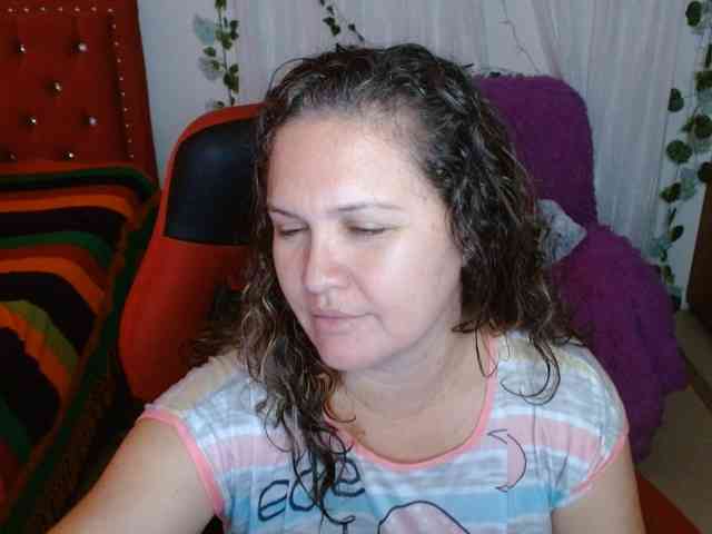 helenca1980 webcam