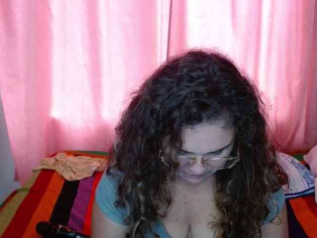 helenca1980 webcam