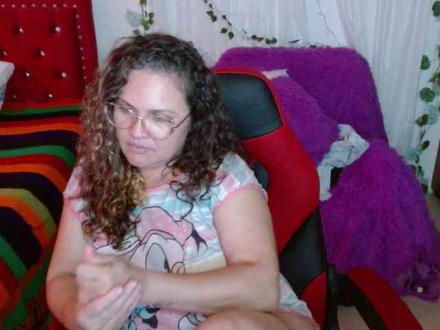helenca1980 webcam