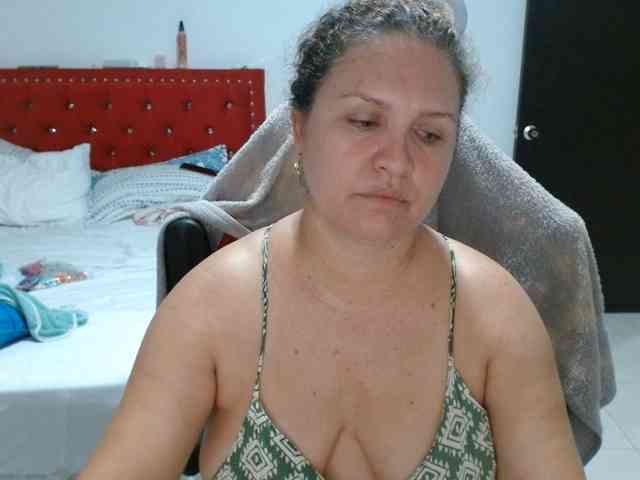 helenca1980 webcam