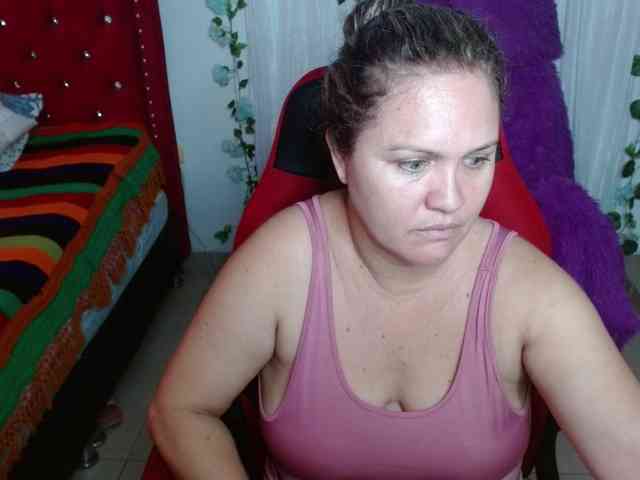 helenca1980 webcam