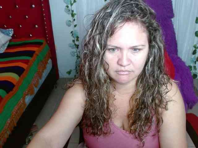 helenca1980 webcam