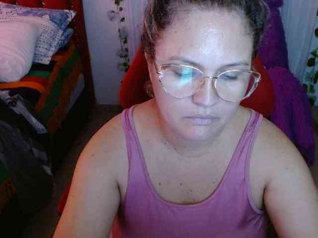 helenca1980 webcam