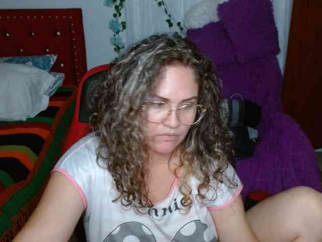 helenca1980 webcam
