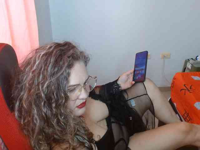 helenca1980 webcam