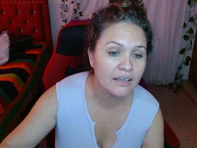 helenca1980 webcam