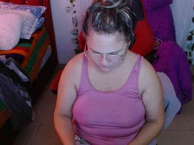 helenca1980 webcam