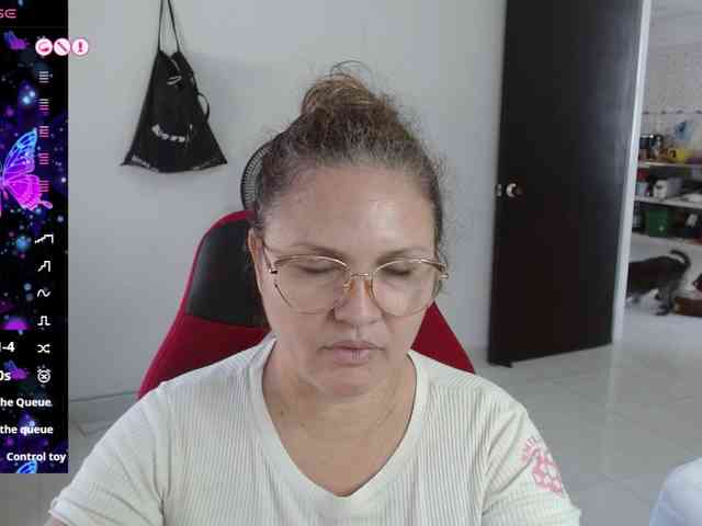 helenca1980 webcam