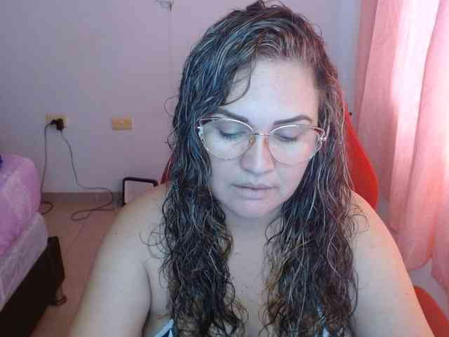 helenca1980 webcam
