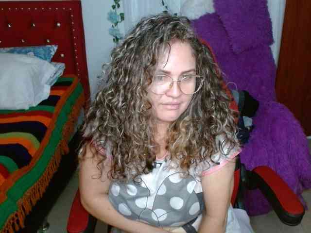 helenca1980 webcam