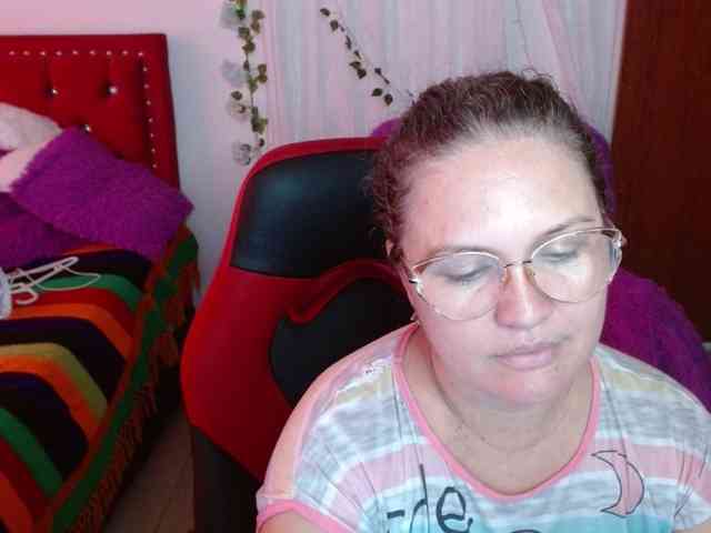 helenca1980 webcam
