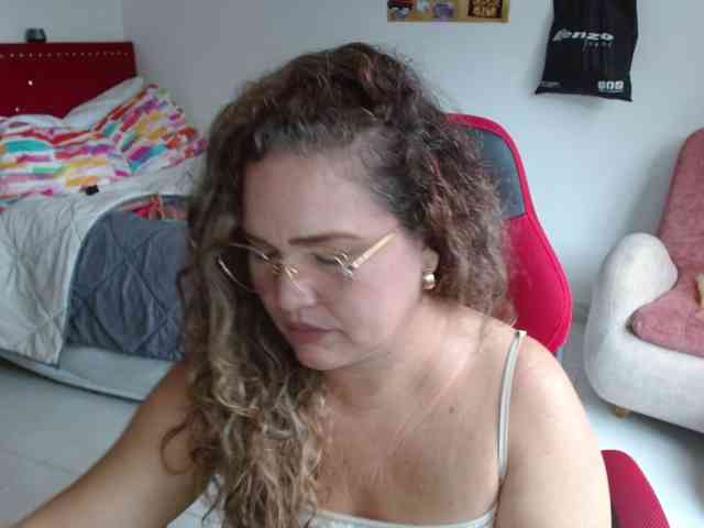 helenca1980 webcam