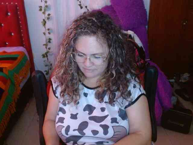 helenca1980 webcam