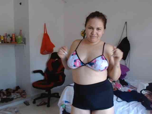 helenca1980 webcam