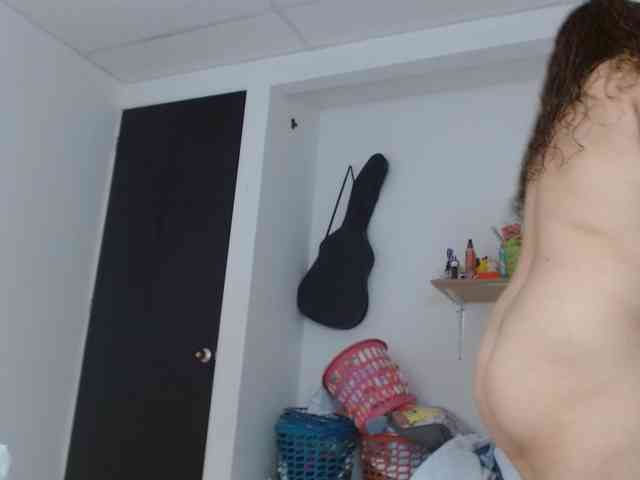 helenca1980 webcam