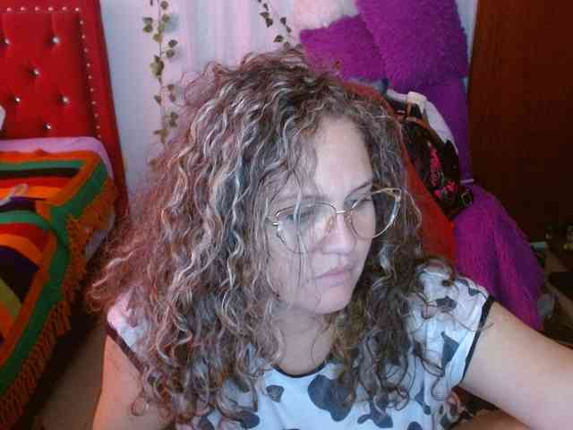 helenca1980 webcam
