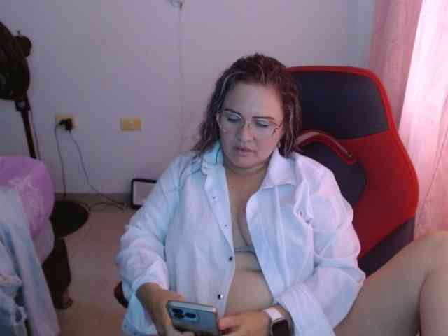 helenca1980 webcam