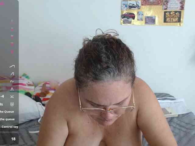 helenca1980 webcam