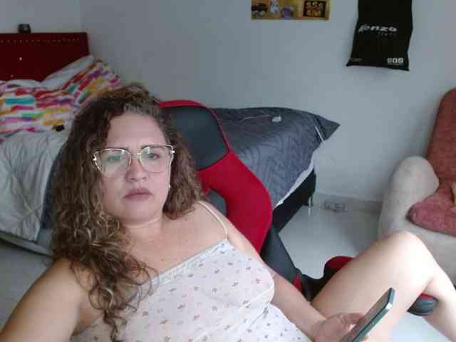 helenca1980 webcam
