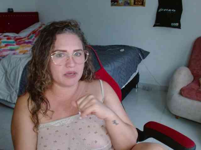 helenca1980 webcam