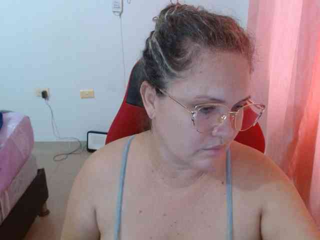 helenca1980 webcam