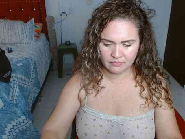helenca1980 webcam