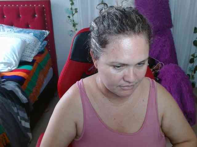 helenca1980 webcam