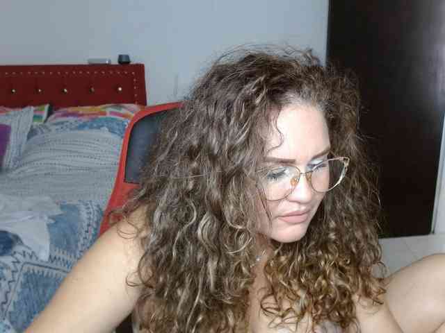 helenca1980 webcam