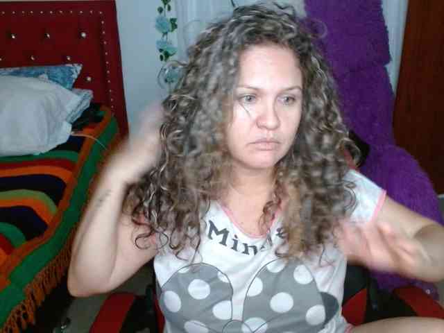 helenca1980 webcam