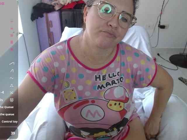 helenca1980 webcam