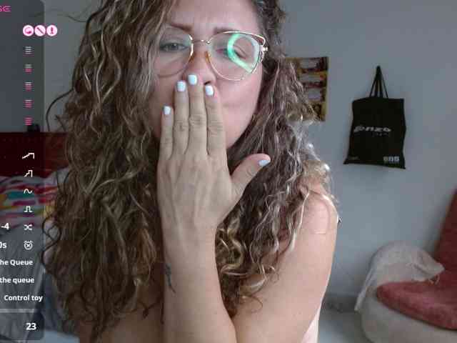helenca1980 webcam