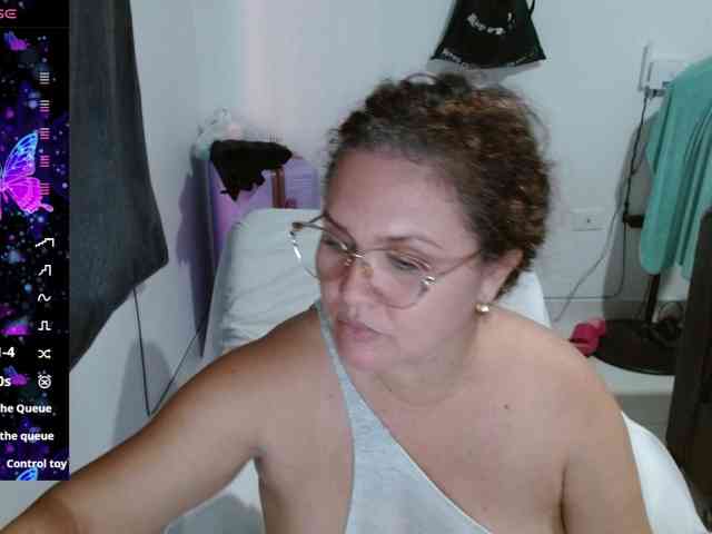 helenca1980 webcam