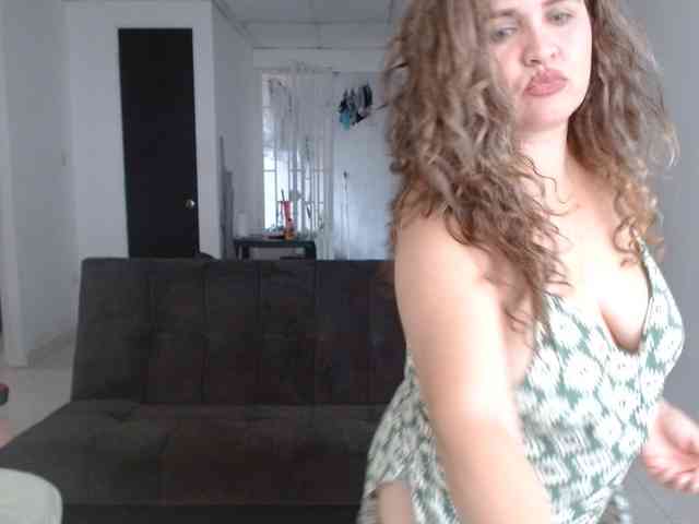 helenca1980 webcam