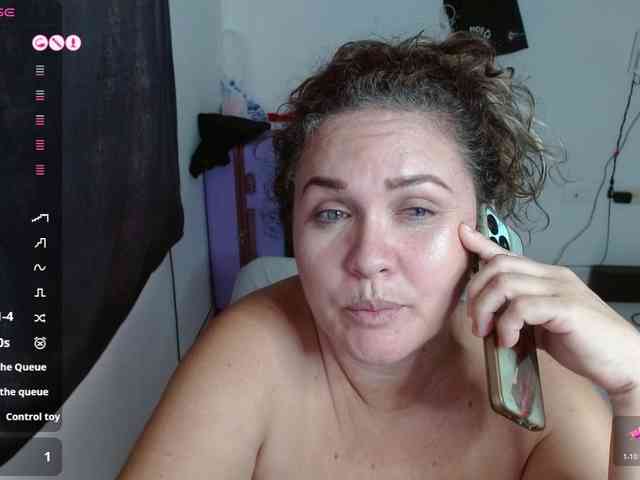 helenca1980 webcam