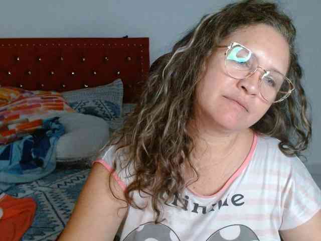 helenca1980 webcam