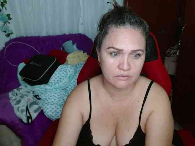 helenca1980 webcam