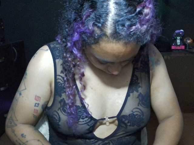 Cata-Blue- live cam on BongaCams