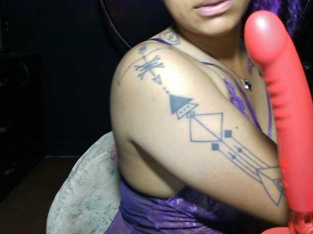 Cata-Blue- live cam on BongaCams