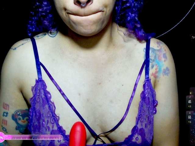 Cata-Blue- live cam on BongaCams