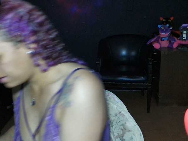 Cata-Blue- live cam on BongaCams