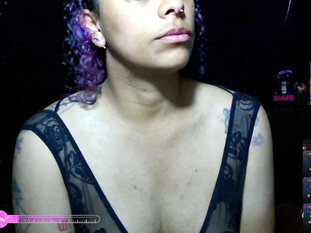 Cata-Blue- live cam on BongaCams